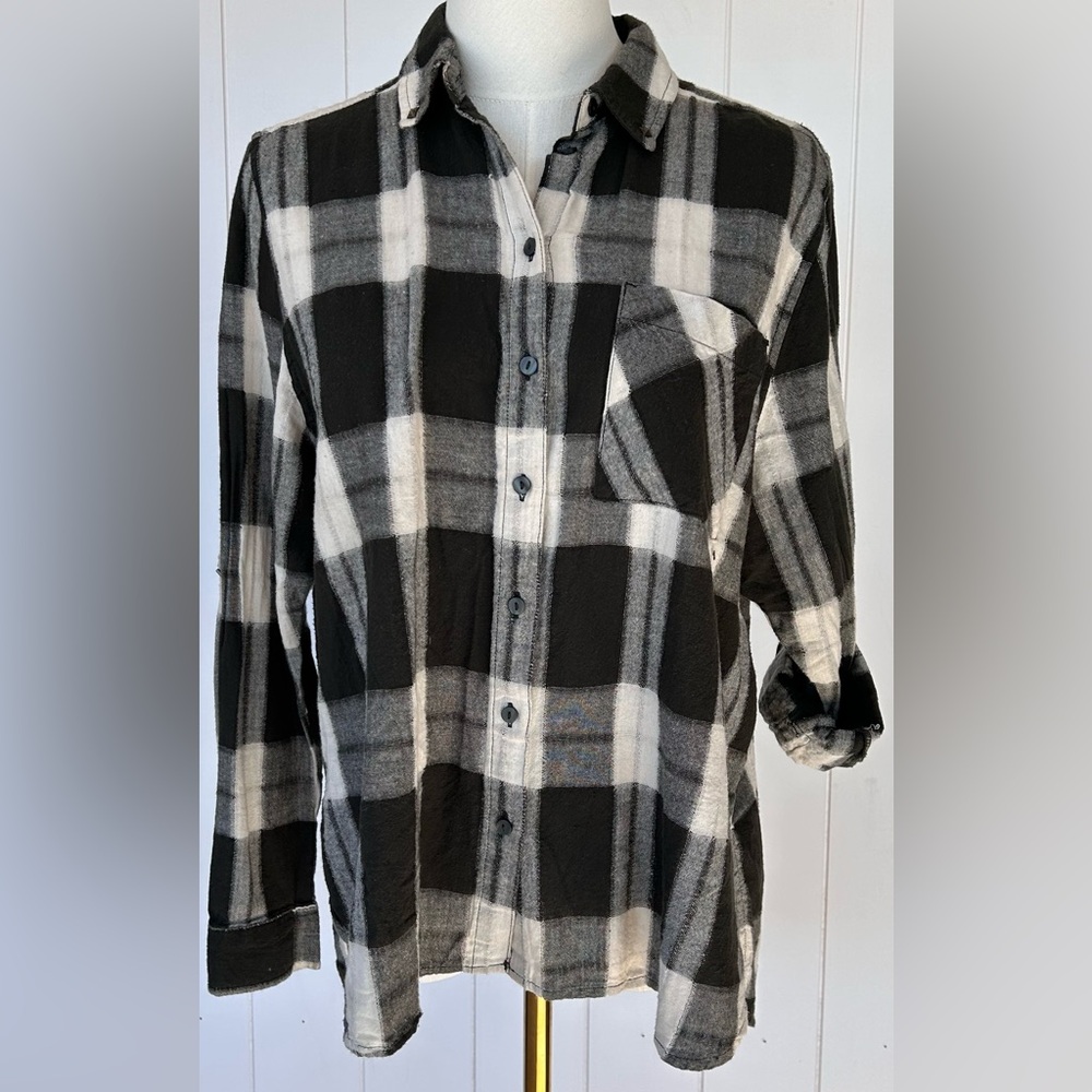 Zara Basic Women’s Buffalo Check Boyfriend Flannel Button Up Shirt‎ Size Small